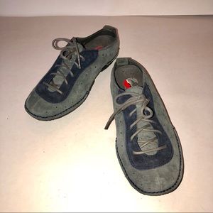 Blue & grey MERRELL comfort flat clogs